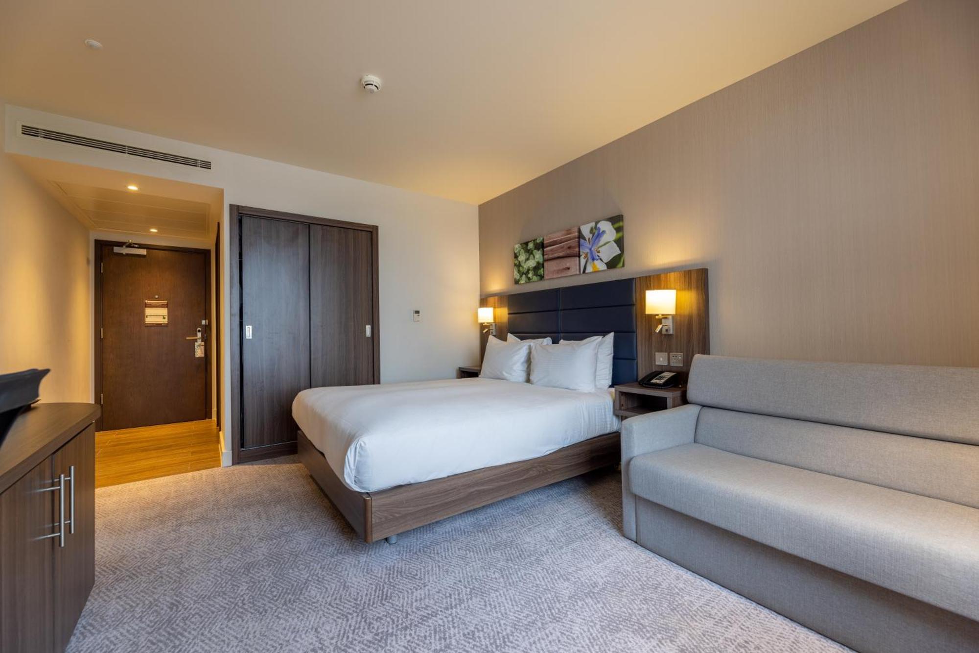 Hotel Hilton Garden Birmingham Airport Uk 4*