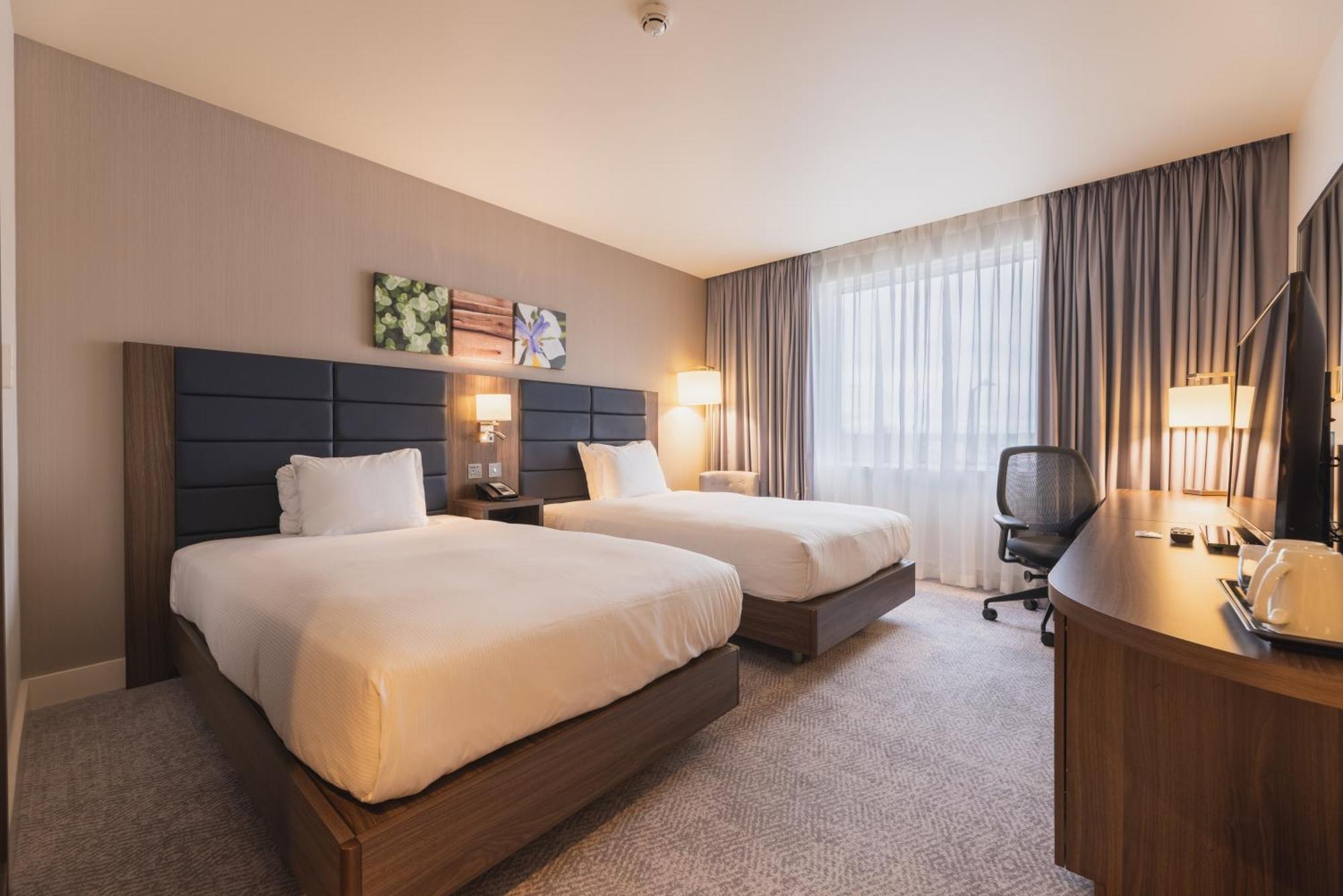 Hilton Garden Birmingham Airport Uk Бикенхил