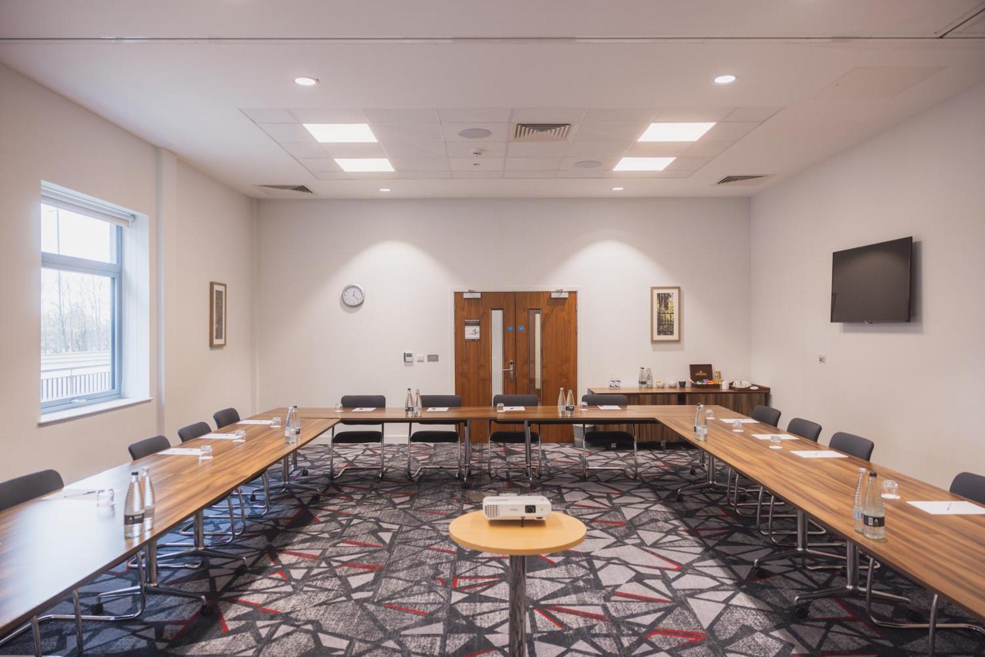 Hilton Garden Birmingham Airport Uk Отель