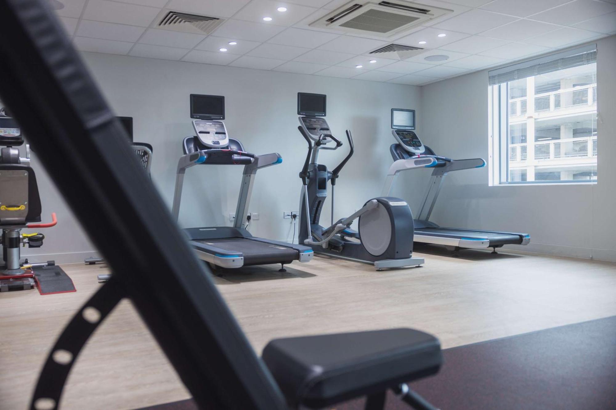 Отель Hilton Garden Birmingham Airport Uk 4*