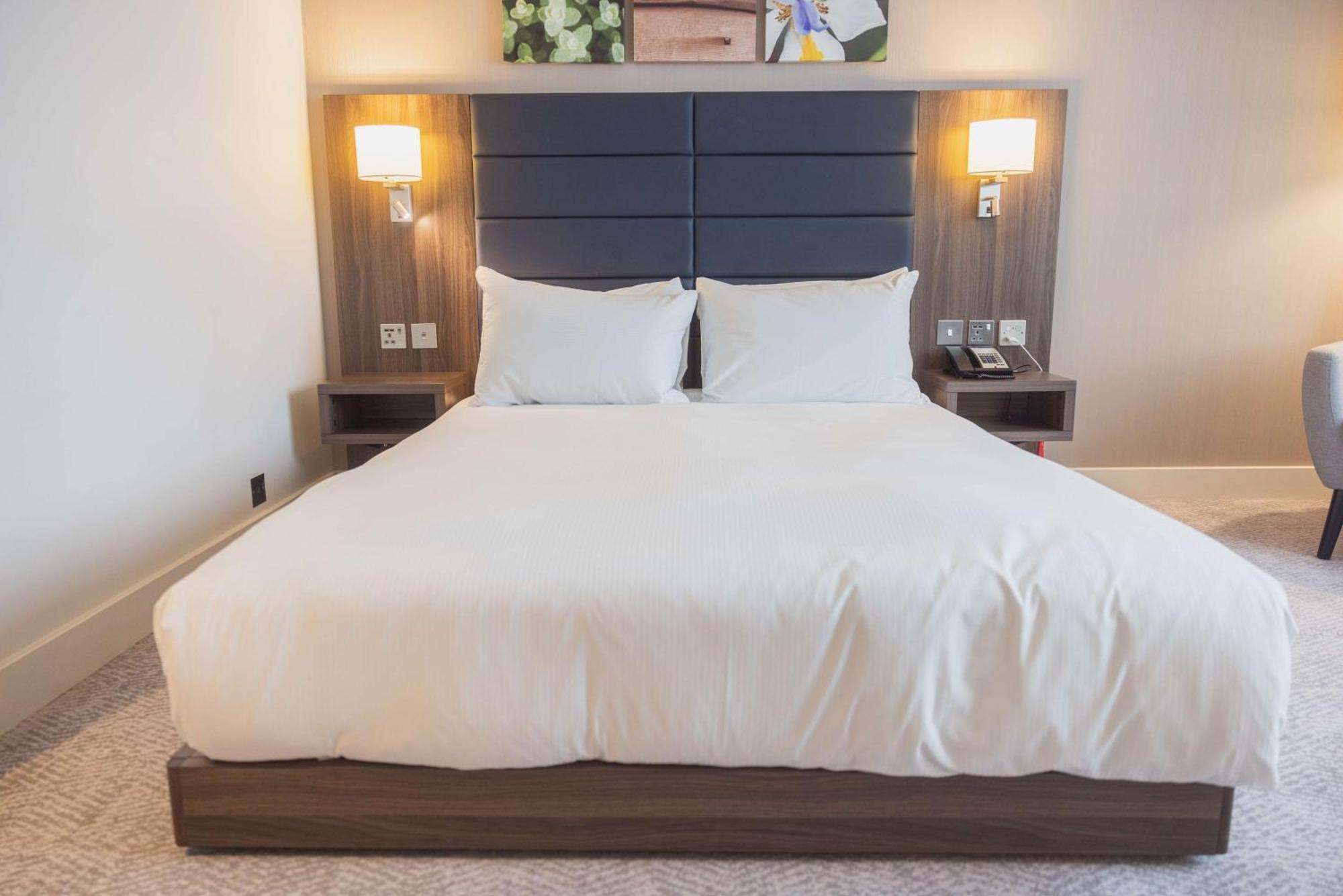Hilton Garden Birmingham Airport Uk 4*